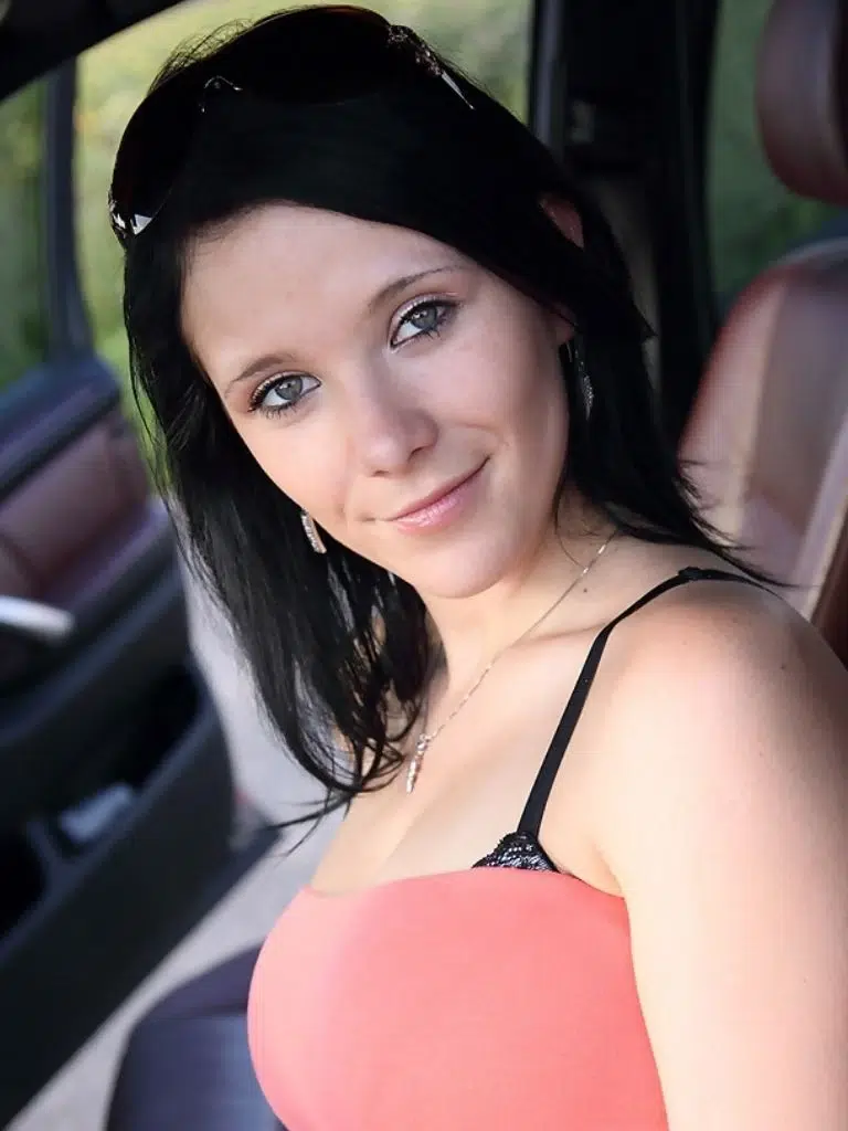 Adrianne Black Biography: Wiki, Age, Career, Height, Weight, Boyfriend, Net Worth & More